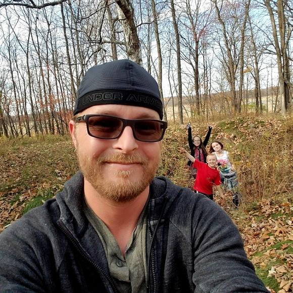 Meet your Posher, Kyle - Picture 1 of 1